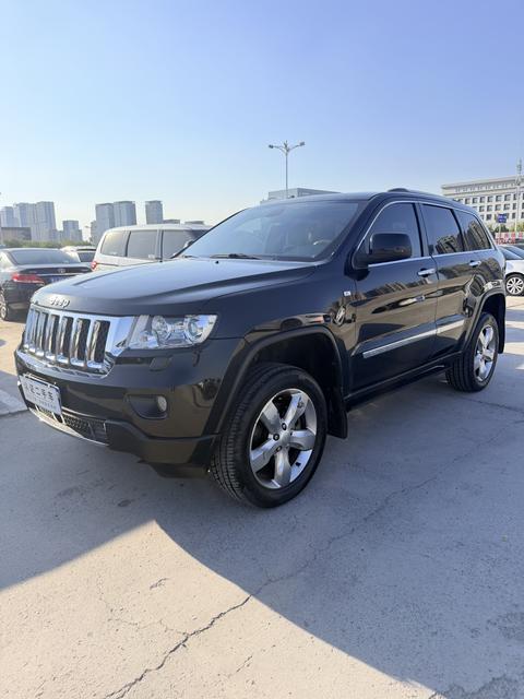 Jeep Grand Cherokee (Import)