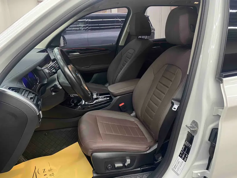 BMW X3 xDrive25i M спортпакет — фото 11