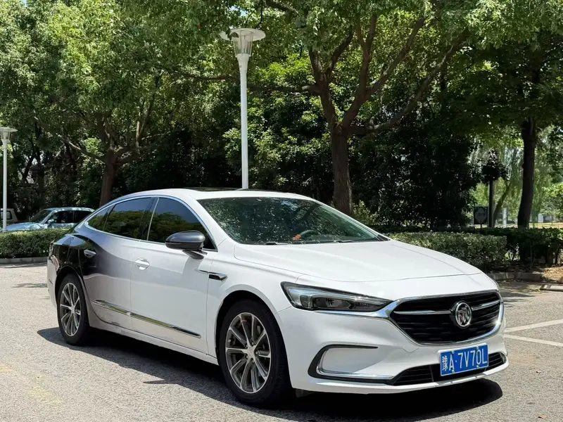 Buick LaCrosse 28T люкс — фото 3