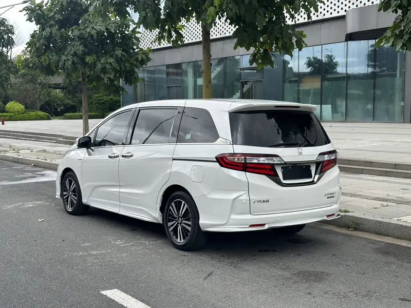 Honda Odyssey — фото 4