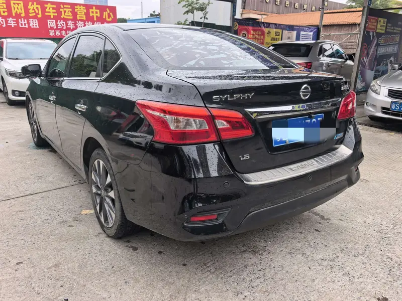 Nissan Sylphy 1.8 XL CVT Luxury — фото 4