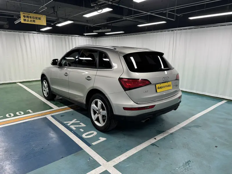Audi Q5 40 TFSI базовая — фото 5