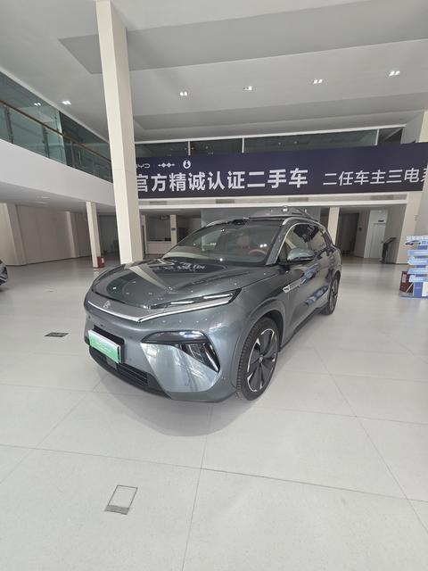 BYD Tang L DM-i