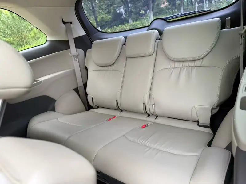 Honda Odyssey — фото 10