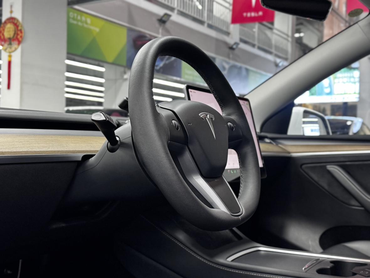 Tesla Model Y — фотографии объявления, Фото 5