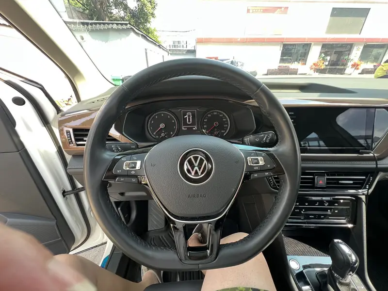 Volkswagen Tharu — фото 10