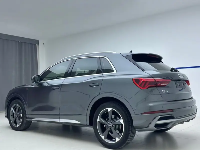 Audi Q3 — фото 4