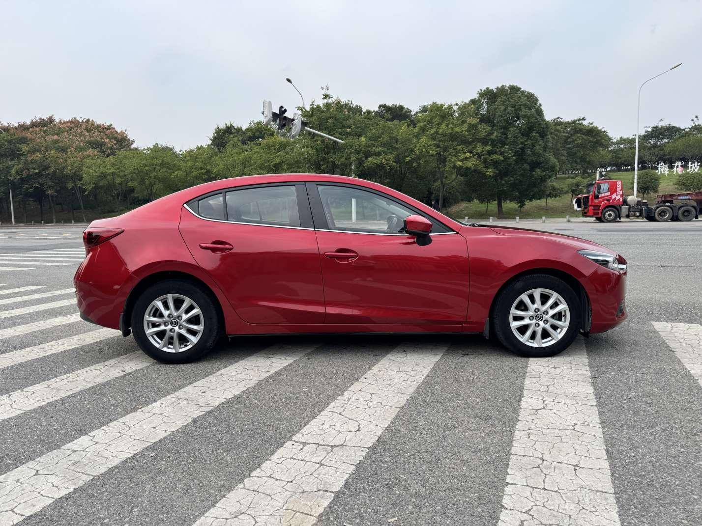 Mazda Mazda3 — фотографии объявления, Фото 5