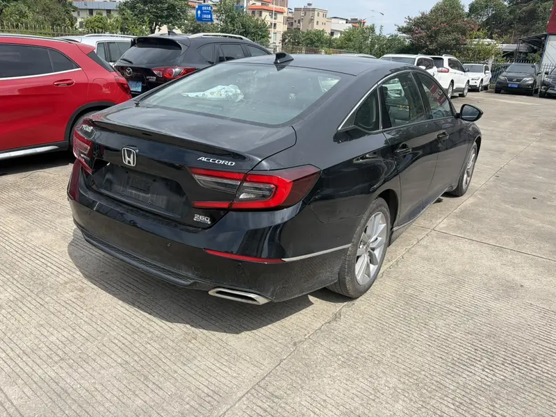 Honda Accord — фото 5