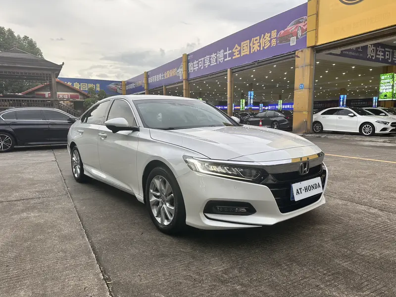 Honda Accord — фото 3