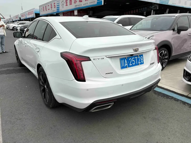 Cadillac CT5 — фото 3