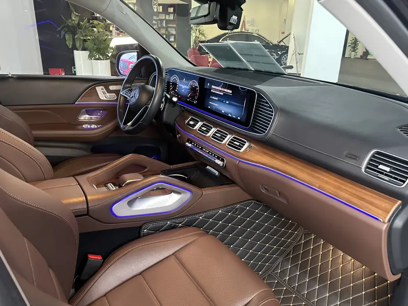 Mercedes-Benz GLE — фото 13