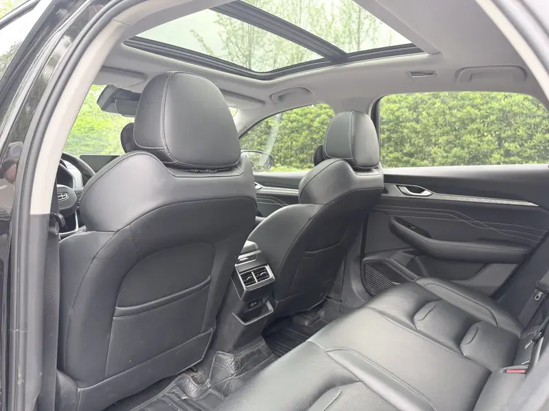 Geely Xingrui 2.0 T Luxury — фото 9