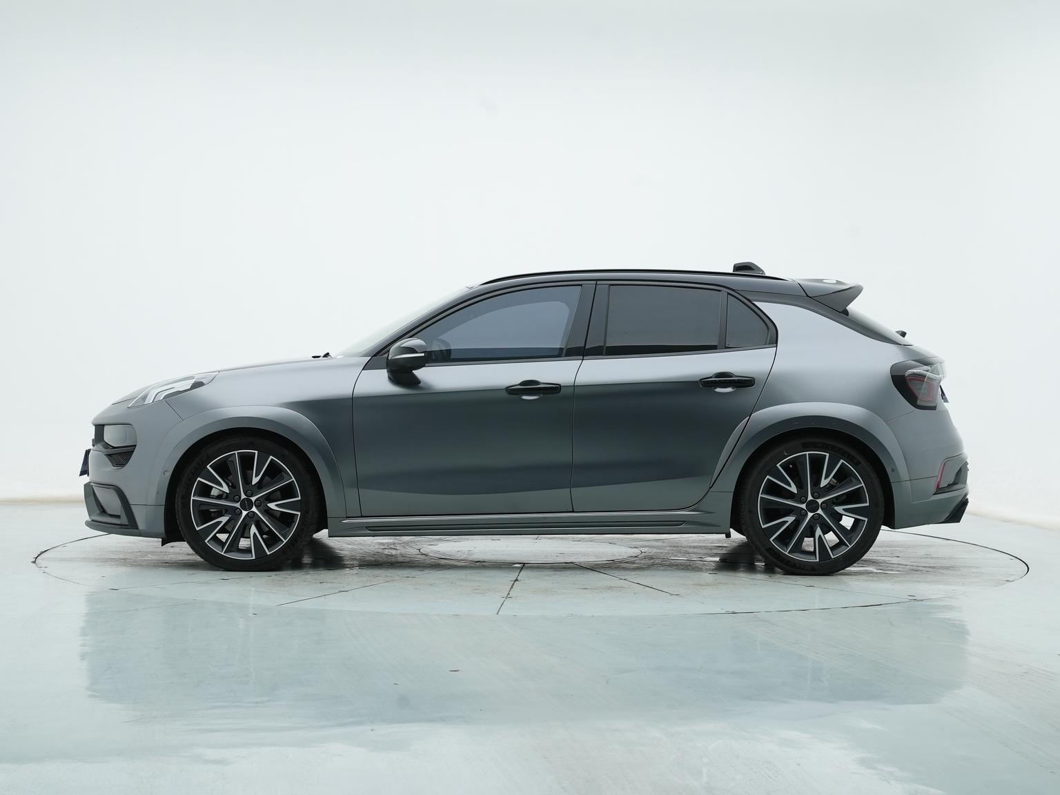 Lynk & Co 02 Hatchback — фотографии объявления, Фото 4