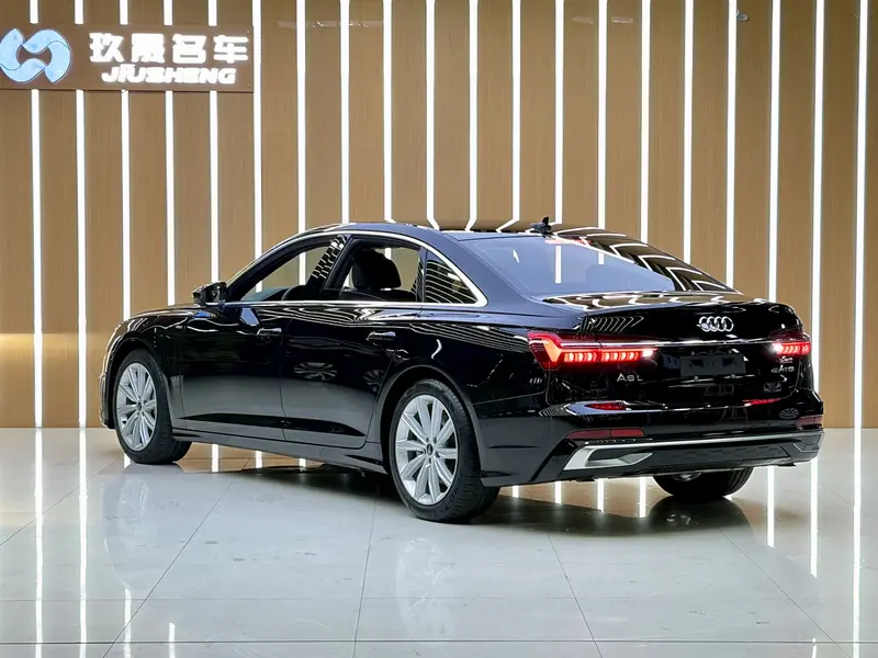 Audi A6L — фото 4