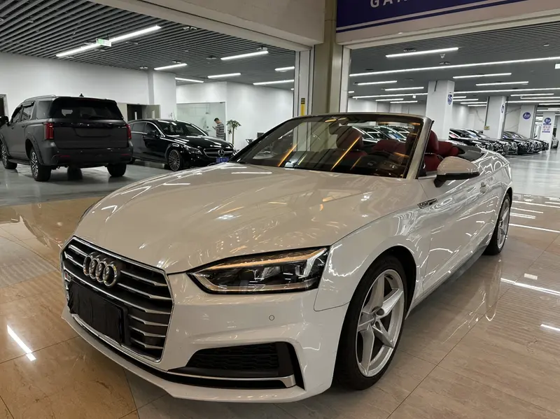 Audi A5 — фото 1