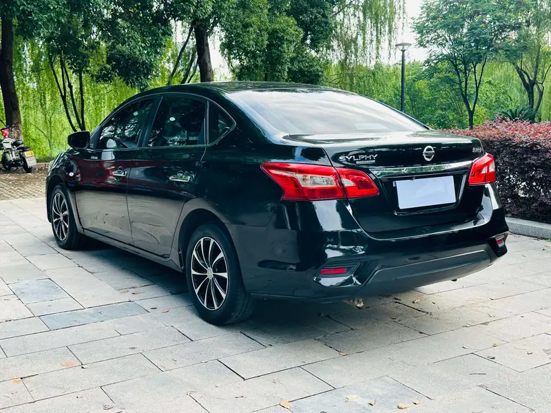 Nissan Sylphy — фото 5
