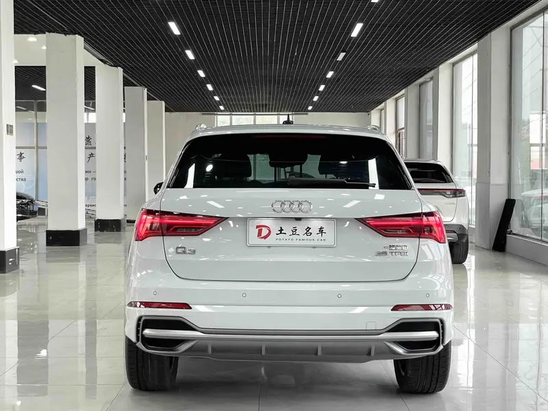 Audi Q3 — фото 5