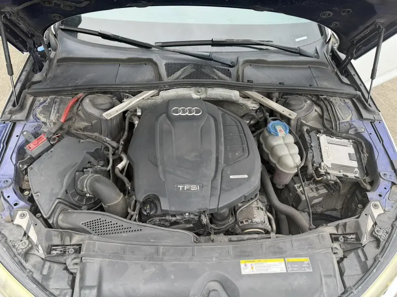 Audi A4L 40 TFSI базовая VI — фото 7