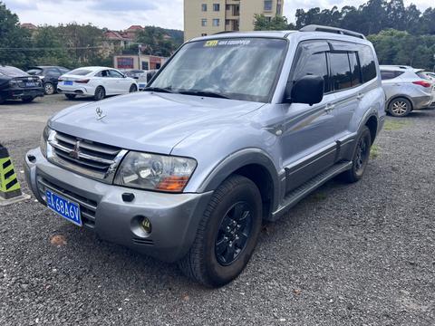 Mitsubishi Модель не указана