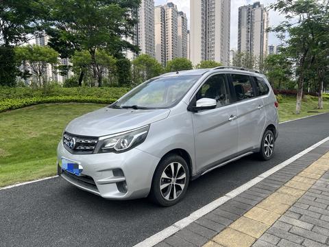 Venucia M50V
