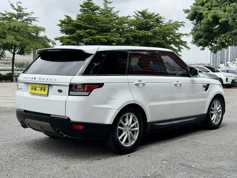 Land Rover Range Rover Sport 3.0 V6 SC SE — фото 7