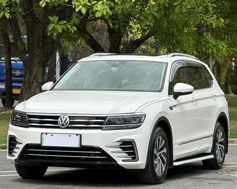 Volkswagen Tiguan L PHEV