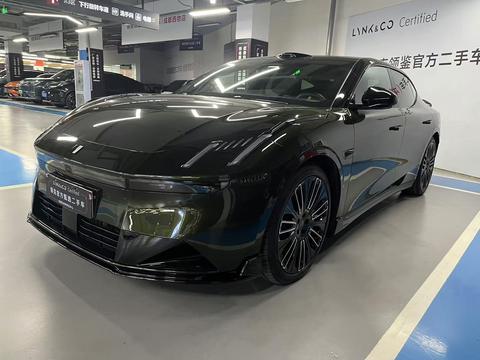 Lynk & Co 10 EM-P