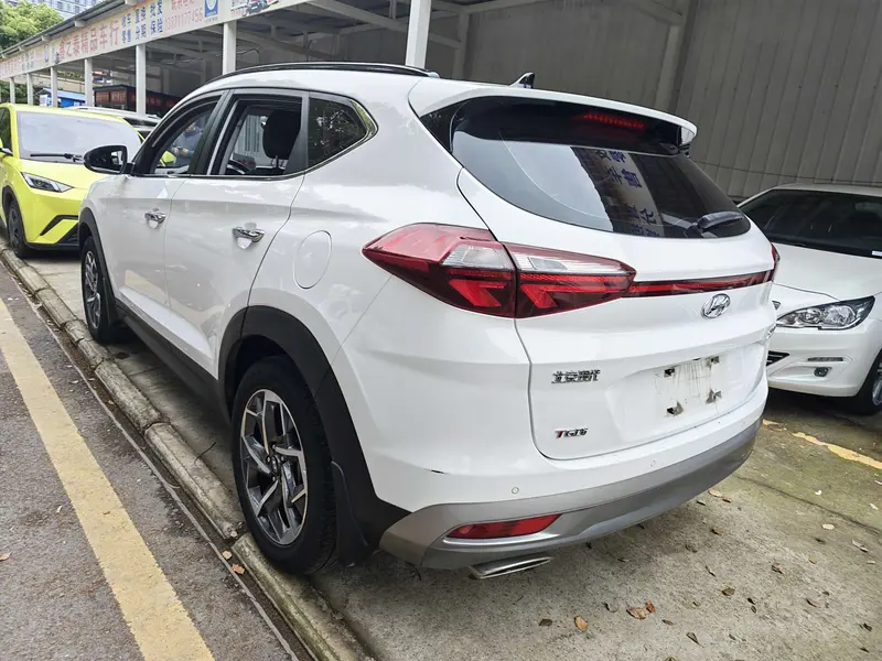 Hyundai Tucson 280 TGDi 2 WD VI — фото 4
