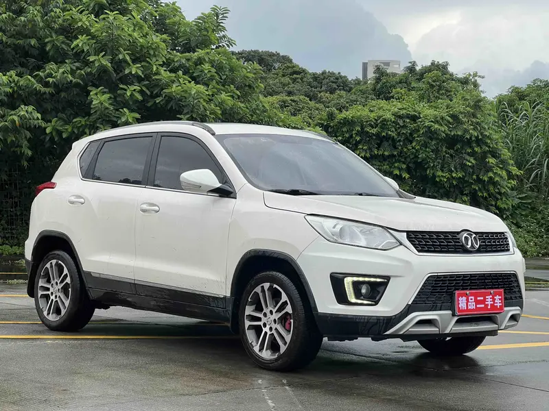 BAIC Senova X35 — фото 3