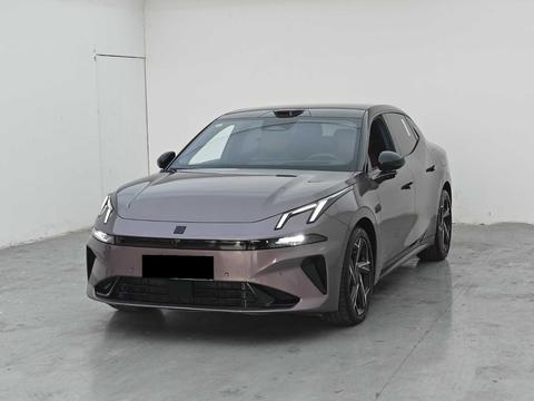 Lynk & Co 07 EM-P