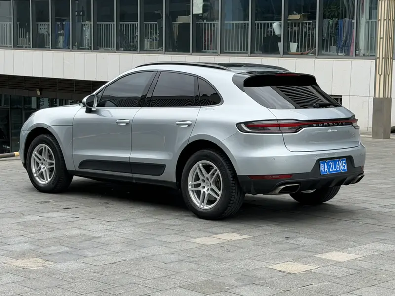 Porsche Macan — фото 5
