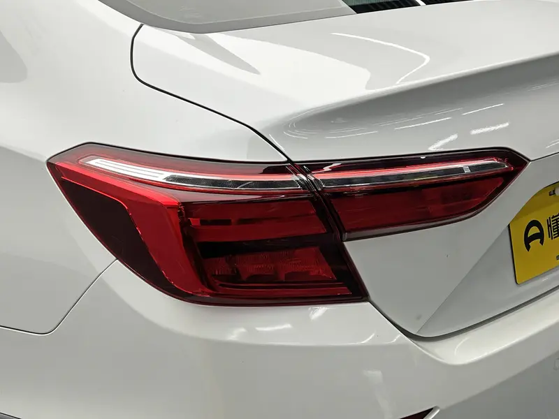 Honda Inspire — фото 10