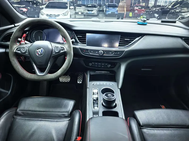 Buick Regal — фото 7