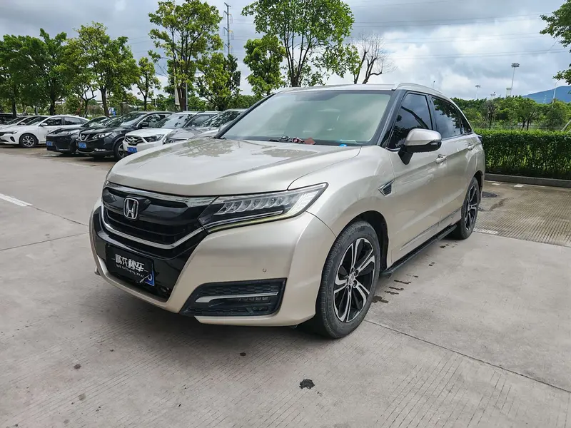 Honda UR-V 370 TURBO 2 WD Premium V