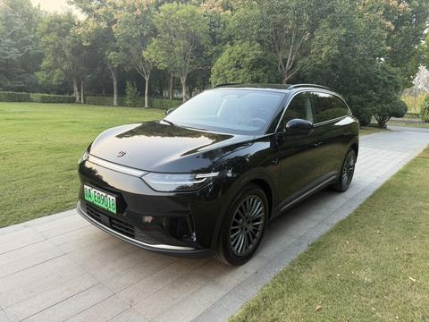 Leapmotor C11