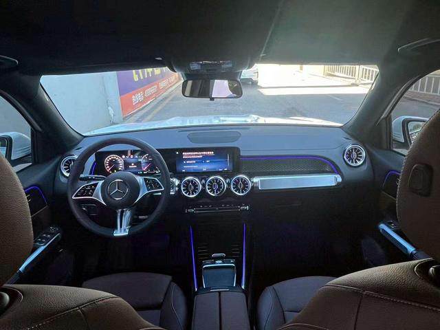 Mercedes-Benz GLB 2025 Белый из Китая, фото 5