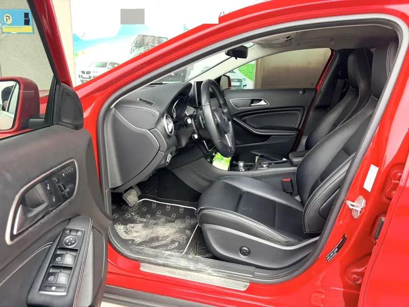 Mercedes-Benz GLA — фото 5