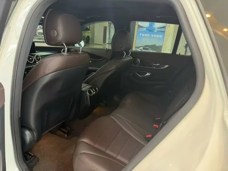 Mercedes-Benz GLC 260 4MATIC динамик — фото 8
