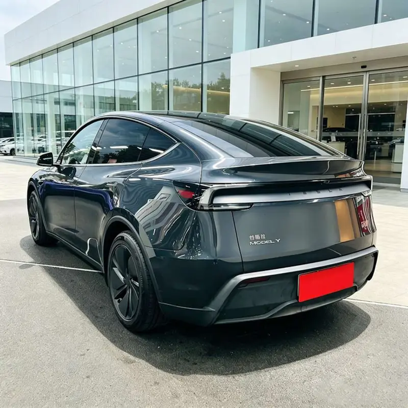 Tesla Model Y — фото 4