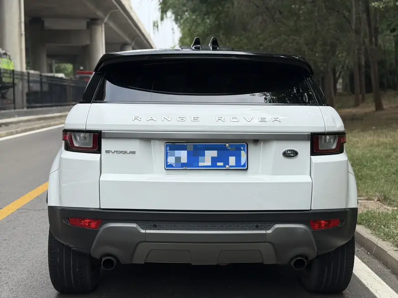 Land Rover Range Rover Evoque — фото 6