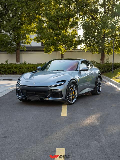 Ferrari Purosangue