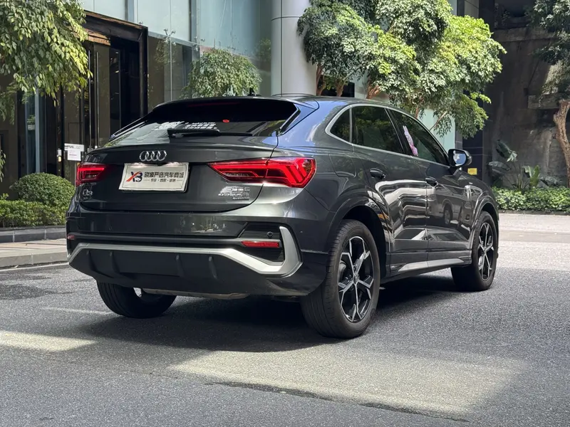 Audi Q3 Sportback — фото 4