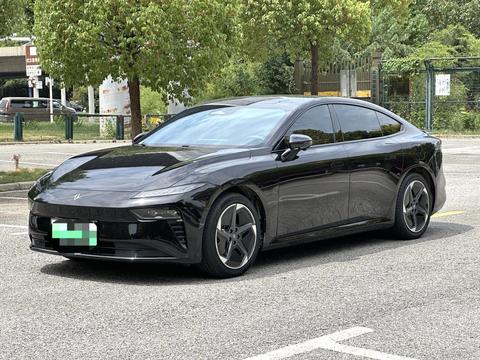 Автомобиль #2036373 007 2024 530Pro
