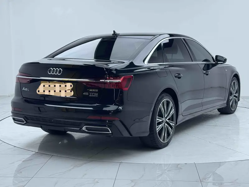Audi A6L — фото 6