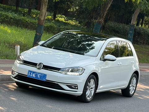 Volkswagen Golf 2018 1.6L AT Comfort