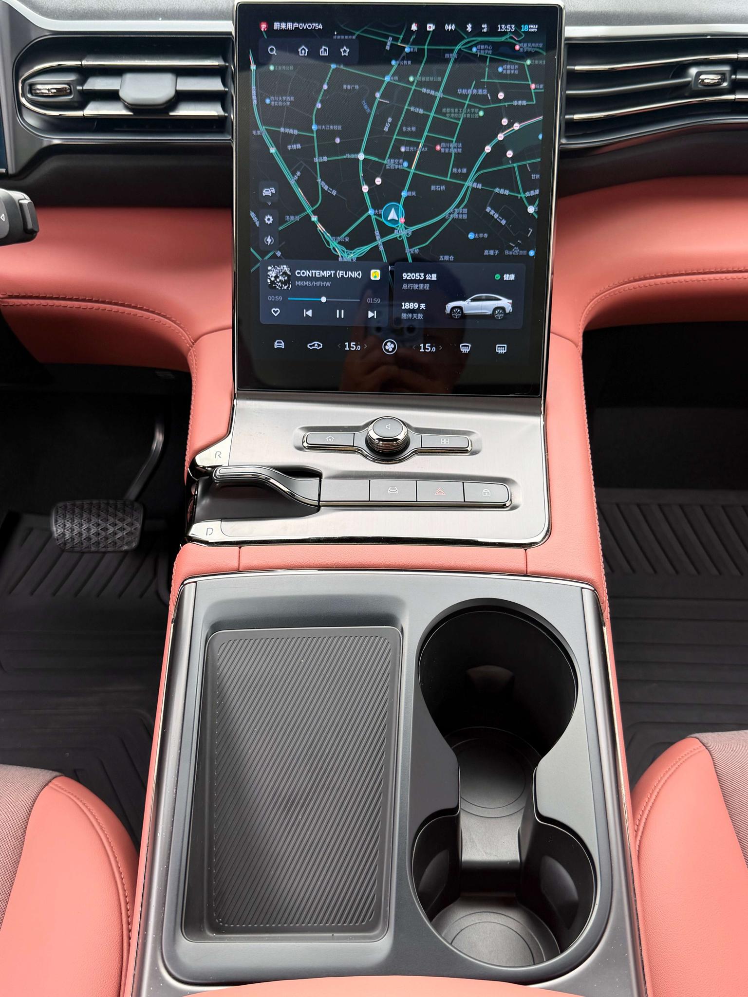 NIO EC6: фотография 21 из 26