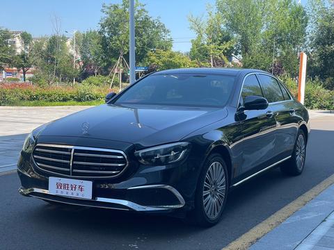 Mercedes-Benz E-Class 2022 рестайлинговый стильный седан E 300 L