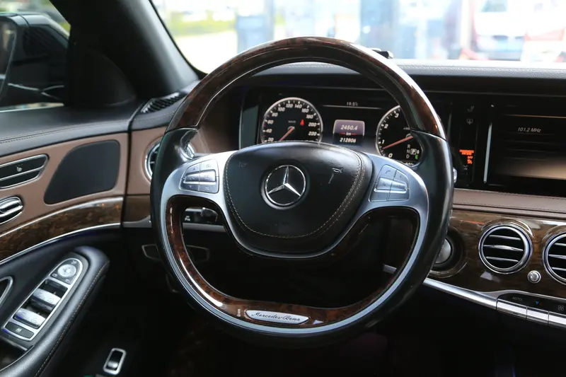 Mercedes-Benz S-Class — фото 11