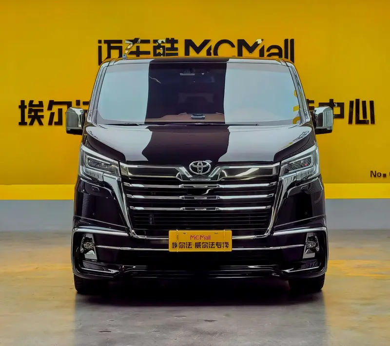 Toyota Granvia — фото 2
